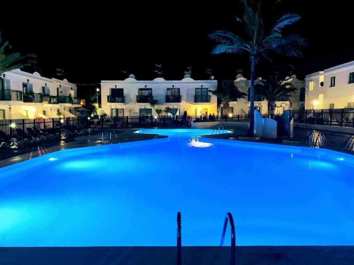 Blue Island Pool View & Wi-Fi By Irent Fuerteventura Appartement Corralejo Buitenkant foto