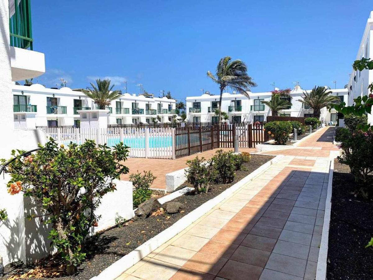Blue Island Pool View & Wi-Fi By Irent Fuerteventura Appartement Corralejo Buitenkant foto