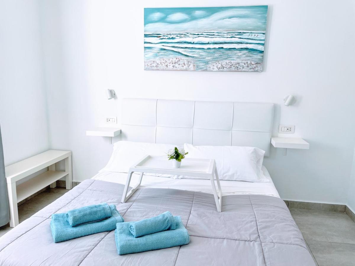 Blue Island Pool View & Wi-Fi By Irent Fuerteventura Appartement Corralejo Buitenkant foto