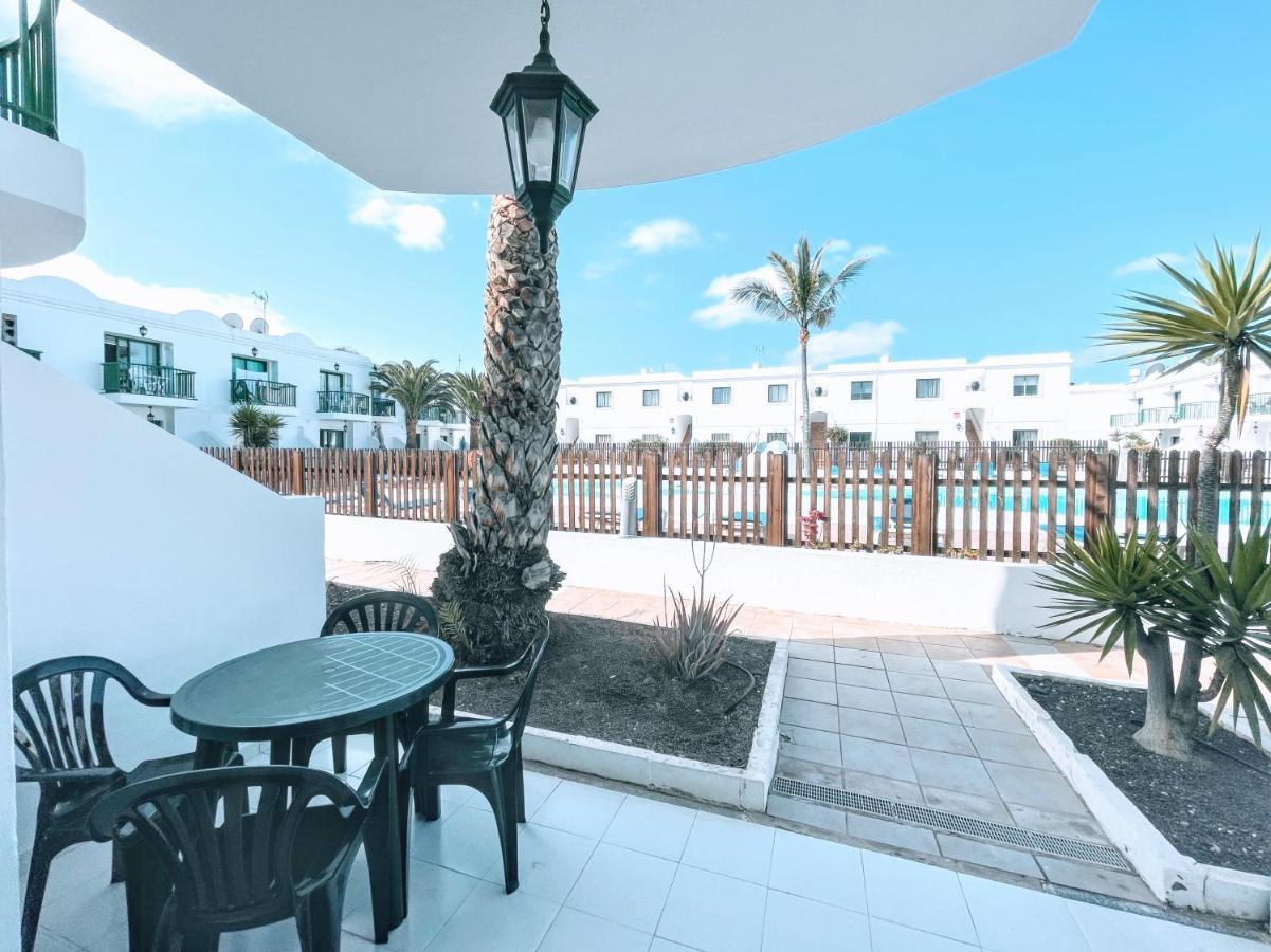 Blue Island Pool View & Wi-Fi By Irent Fuerteventura Appartement Corralejo Buitenkant foto